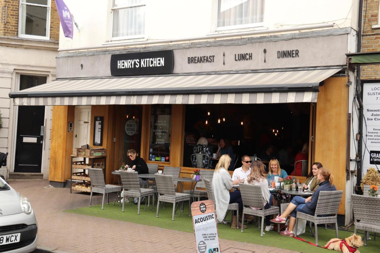 Hampton Court - The Kings Rest Leilighet Molesey Eksteriør bilde
